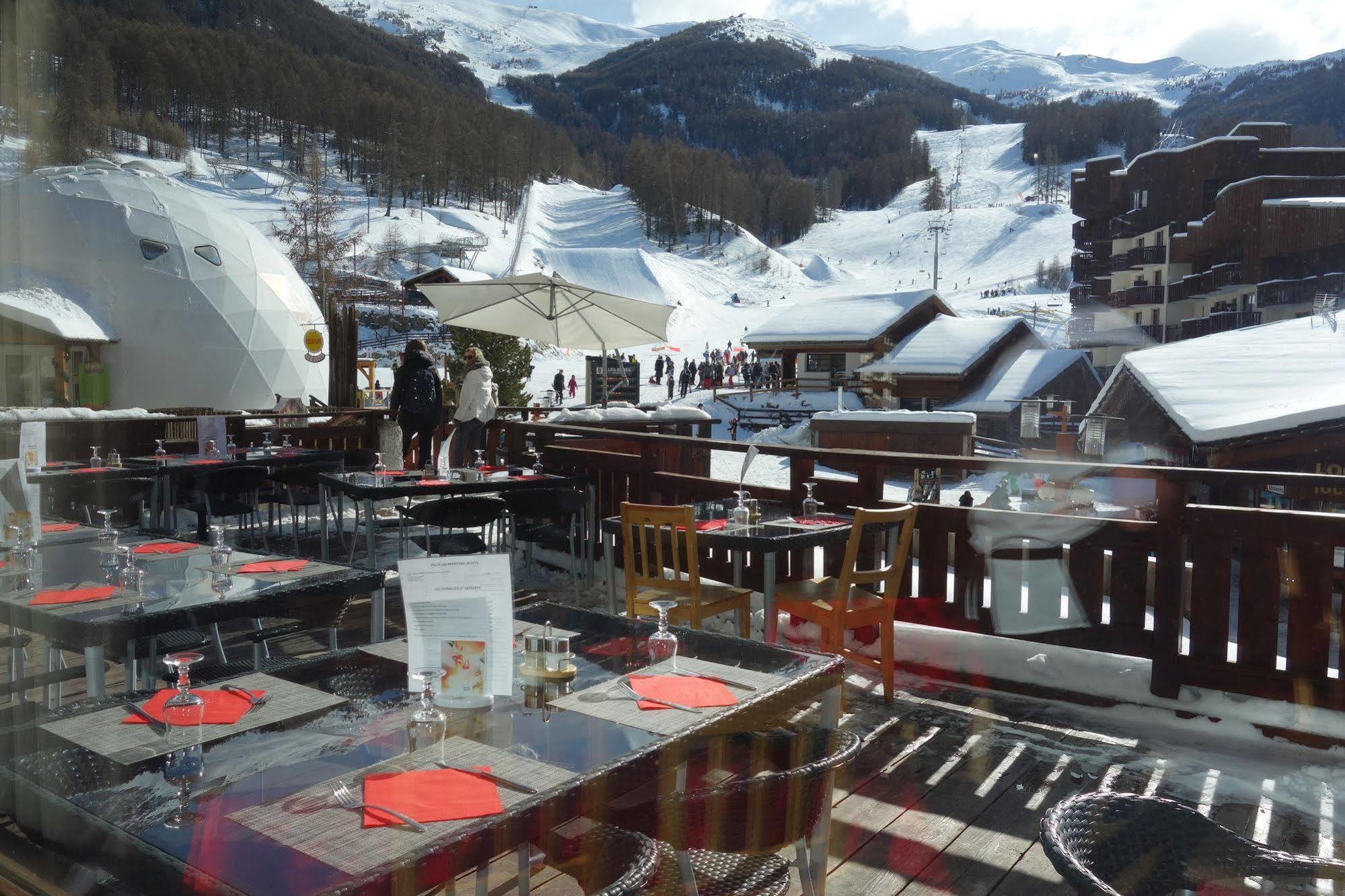 Hotel L'Escale Blanche Les Orres Exteriör bild